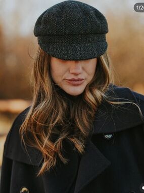 Isabel Marant Evie Baker Charcoal Herringbone Cap 🦋